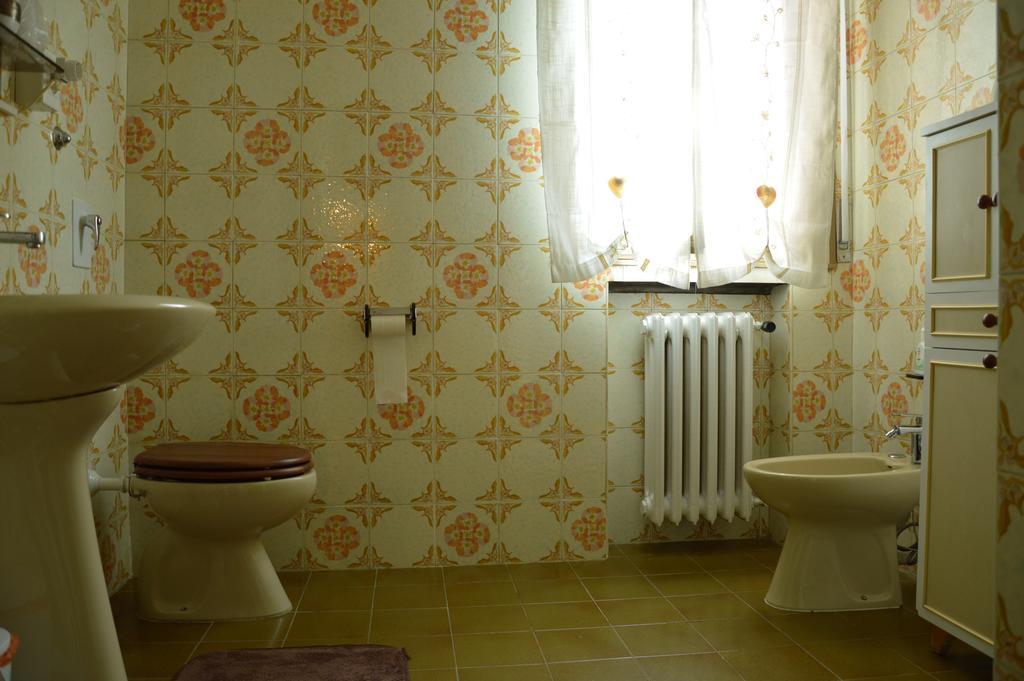B&B A Casa Di Andrea Bologna Bagian luar foto