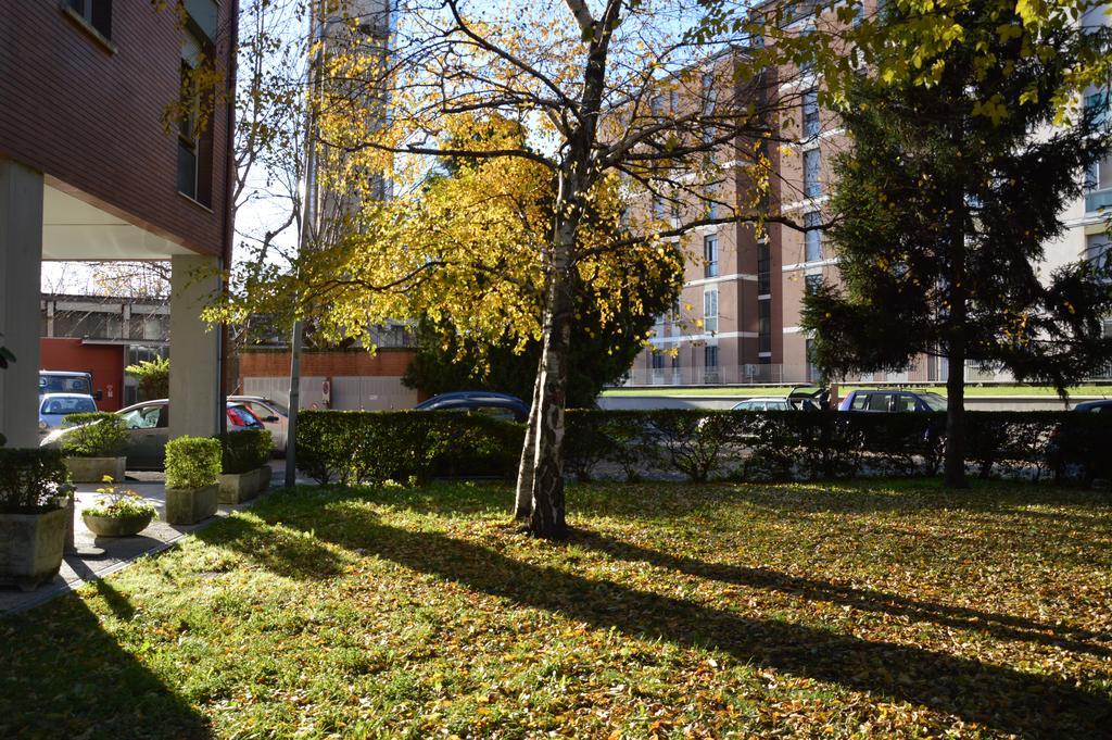 B&B A Casa Di Andrea Bologna Bagian luar foto